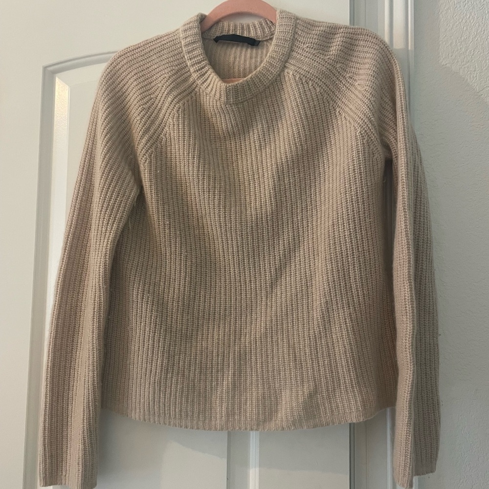 Jenni Kayne Ribbed cashmere Knit Sweater in Tan